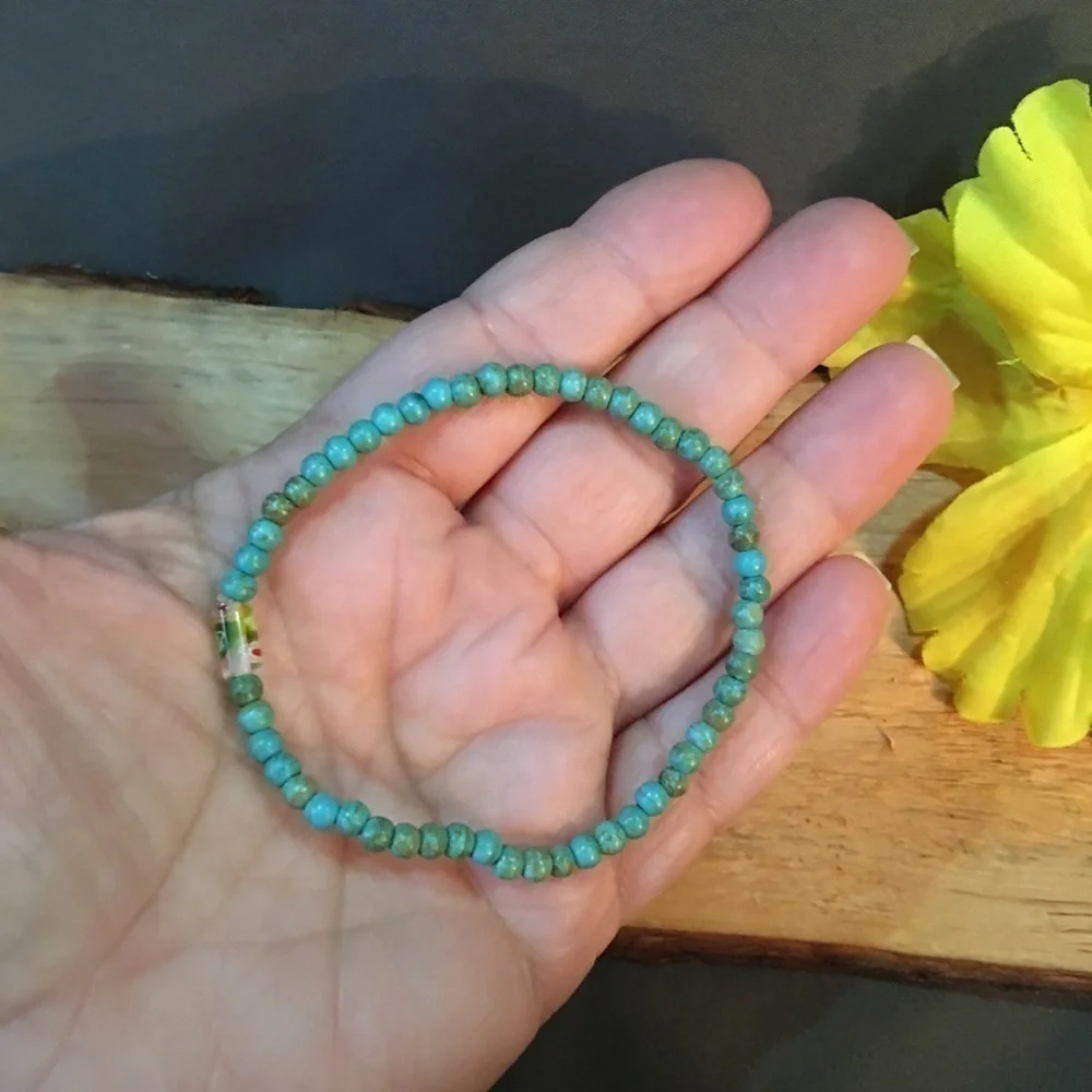 ❇️💙semiprecious mini stretch bracelet